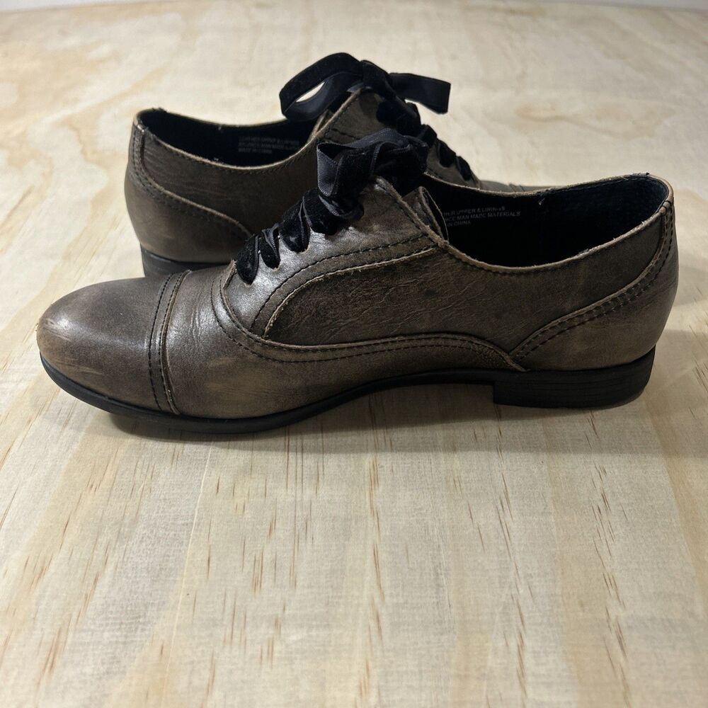 Born Bronze Leather Cap Toe Oxford Lace Up Shoes Women’s 9M Comfort Romantic Edg - Picture 8 of 10